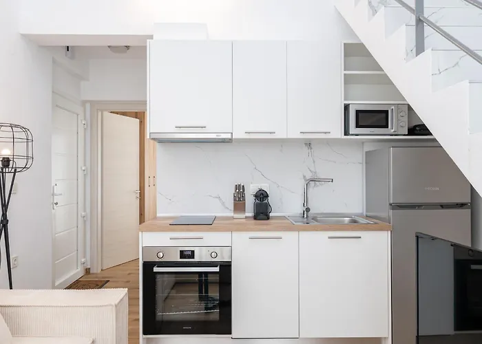 Almond Residential Complex شقة *